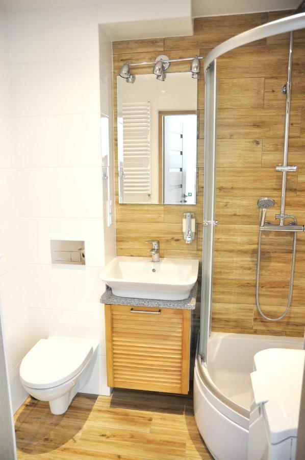 Apartament Z Klimatyzacja Apartman Kołobrzeg Kültér fotó